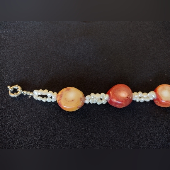 Handcrafted Red and Cream Shell And Pearl Bracelet - Picture 11 of 11